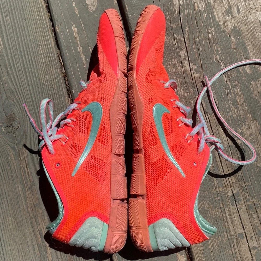 EUC Nike Free 1.0 Cross Bionic | size 8.5 | coral & mint green - Picture 2 of 6